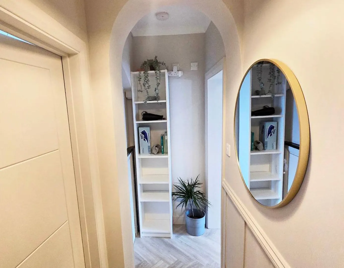 Rayan Heights Cosy 1 Bedroom Flat Sleeps 2 Perfect For Contractors Tourists Families - Free Parking London Apartment