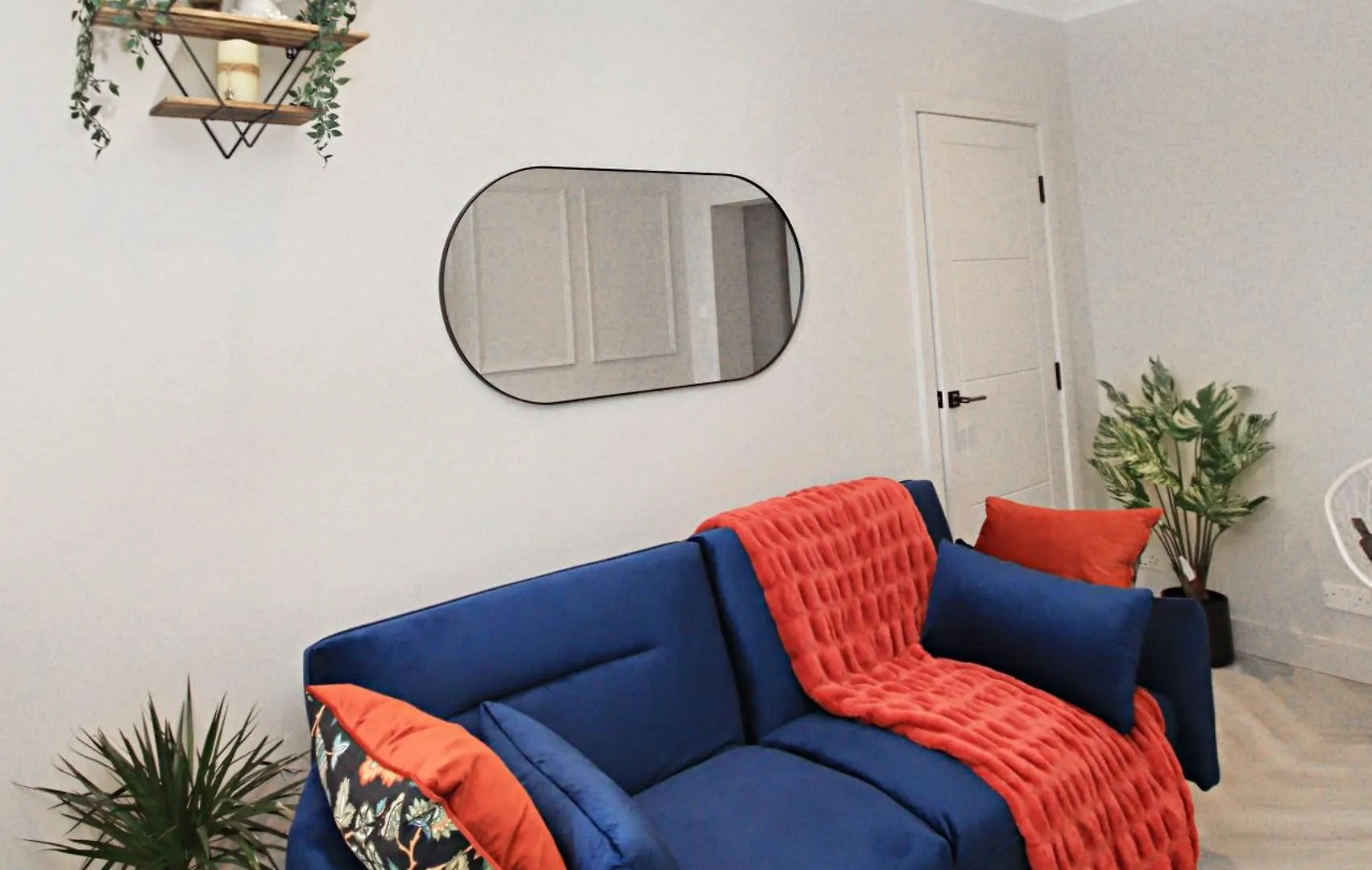 Rayan Heights Cosy 1 Bedroom Flat Sleeps 2 Perfect For Contractors Tourists Families - Free Parking Londyn Apartament
